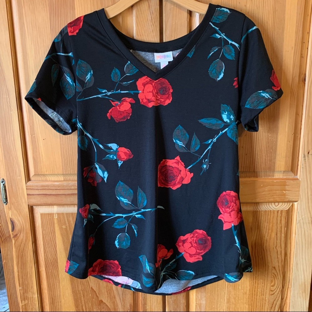*** LuLaRoe Black V-neck T-shirt w/ Roses Small